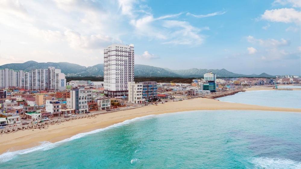 Sokcho Rianvichae Central Hotel Buitenkant foto